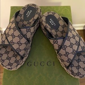 Women’s GG platform slide sandal